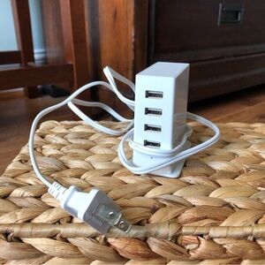 Muilt USB charger
